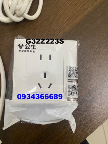 Ổ cắm điện Bull G32Z223 - G32Z223S