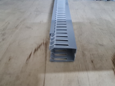 Máng nhựa trunking 35x60
