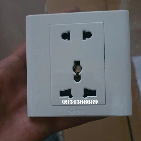 Ổ cắm điện Bull G06z225