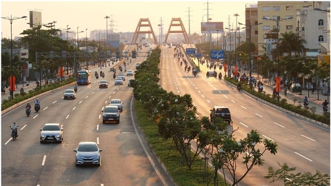 Hướng dẫn cách xem kẹt xe trên Google Maps bằng điện thoại và laptop siêu đơn giản