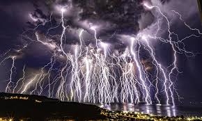 Ghi nhận hơn 7.000 cú sét tại Hà Nội trong sáng nay