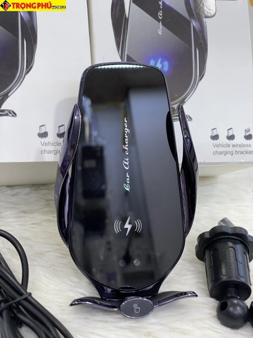 Kệ giá đỡ điện thoại trên ô tô kiêm sạc không dây tự động W15