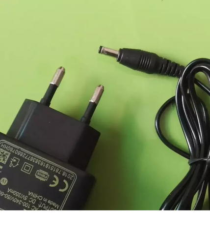 Cục Sạc chui tròn to vừa 3,5mm Hammer cho Nokia, đt phím, loa