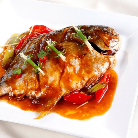 Cá chim trắng biển tươi