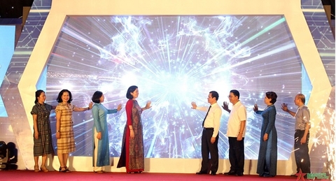 Ngày Phụ nữ Thủ đô ứng dụng công nghệ và đổi mới sáng tạo lần thứ nhất