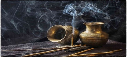 Đốt hương có thể gây rủi ro sức khỏe cho người bị dị ứng và hen suyễn