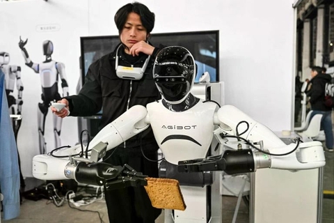 Phát triển robot hình người tại Trung Quốc