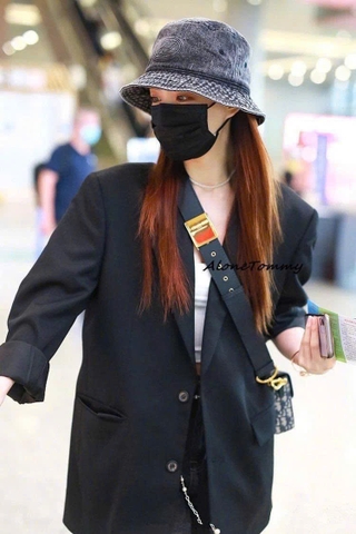 Mũ bucket denim Welldone dư xịn 2 màu