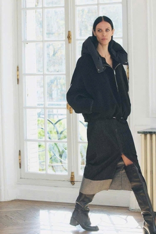 Áo khoác dạ Zara phối mũ phao màu đen