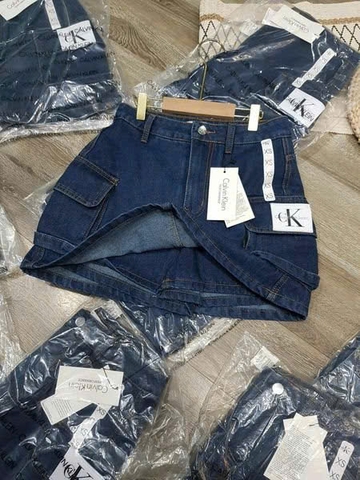Chân váy túi hộp CK