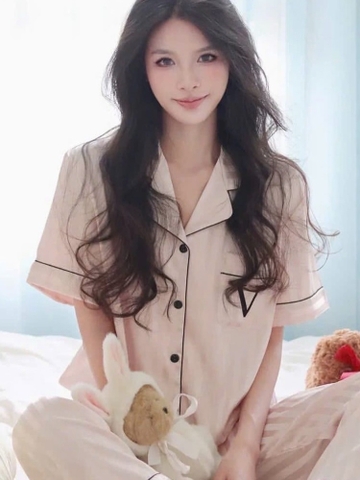 Set lụa Victoria Secret kẻ chìm ngắn tay