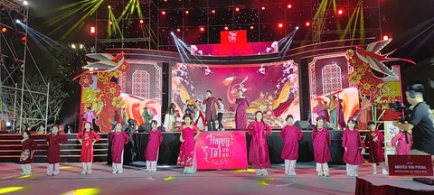 Khai mạc chương trình 