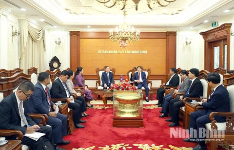 Lãnh đạo UBND tỉnh tiếp xã giao đoàn công tác Bộ Lễ nghi và Tôn giáo Vương quốc Campuchia