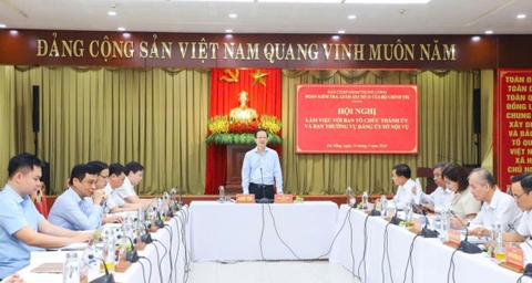 Nâng cao năng lực cán bộ, đẩy mạnh chuyển đổi số để đáp ứng yêu cầu phát triển mới