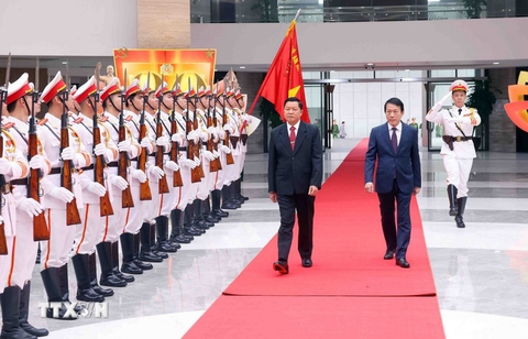 Thúc đẩy quan hệ hợp tác gắn bó giữa hai Bộ Công an Việt Nam và Lào