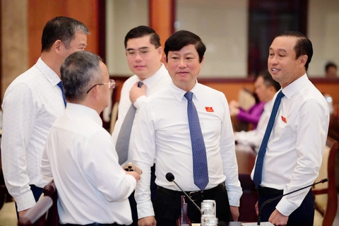 Kỳ họp thứ Năm, Hội đồng nhân dân Thành phố Hồ Chí Minh - Hiện thực hóa khát vọng bứt phá của đô thị nghĩa tình. Hiện thực hóa khát vọng bứt phá của Thành phố mang tên Bác