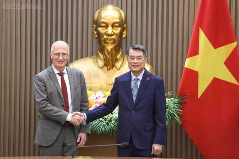 Thủ tướng đề nghị đưa hợp tác cảng biển, logistics trở thành lĩnh vực ưu tiên giữa Việt Nam và Đức