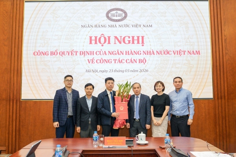 Công bố quyết định bổ nhiệm Phó Cục trưởng Cục An toàn hệ thống các tổ chức tín dụng