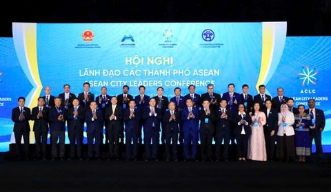 Xây dựng một Cộng đồng ASEAN tự cường, bền vững và lấy người dân làm trung tâm
