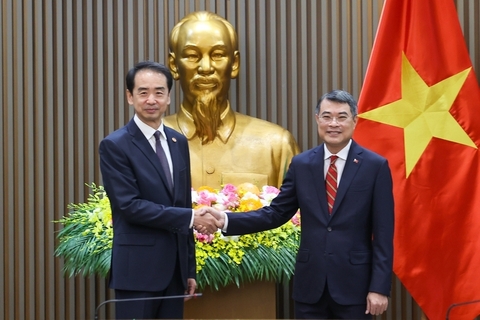 Thủ tướng Lê Minh Hưng tiếp Đại sứ Trung Quốc Hà Vĩ