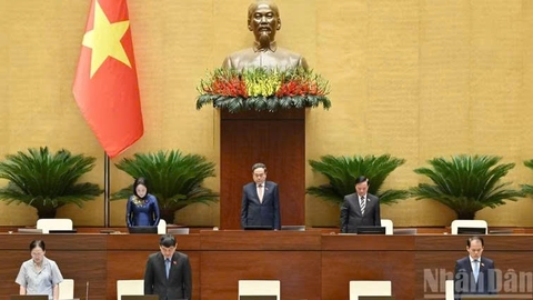 Quốc hội Việt Nam dành một phút mặc niệm Chủ tịch Quốc hội Lào Saysomphone Phomvihane