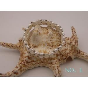 Lắc tay trai LTT49