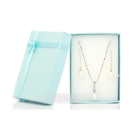 Bộ dây chuyền và hoa tai đính ngọc trai