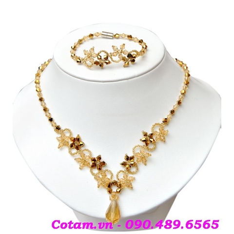 Vòng cổ pha lê P24