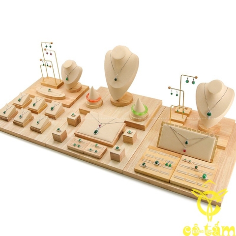 Dụng cụ trưng bày mẫu trang sức gỗ cao cấp - D2C