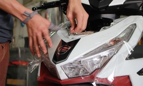 Đặt in mẫu decal dán chống xước xe máy Honda