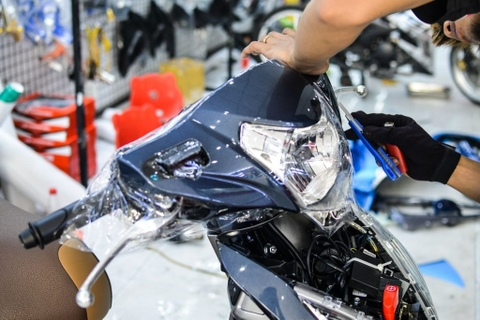 Cửa hàng dán decal dán xe máy uy tín, giá tốt nhất hiện nay