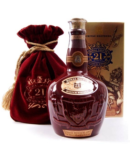 Rượu Chivas 21 Year 0.7L