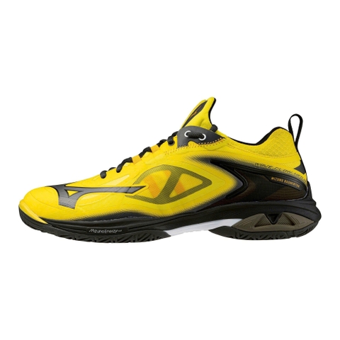 GIÀY MIZUNO WAVE CLAW NEO 3 - ĐEN VÀNG