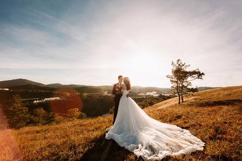 Bí quyết chọn phụ kiện chụp ảnh cưới ngoài trời cho cô dâu để có những tấm ảnh cưới “để đời”