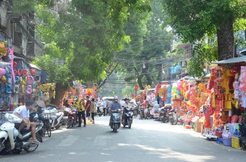 Mua đồ trang trí sinh nhật cho bé ở đâu Hà Nội?