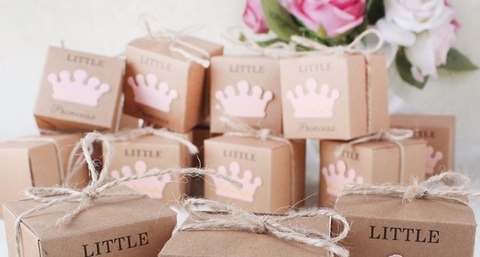 Cách chọn hộp quà đáp lễ vừa ấn tượng vừa tiết kiệm chi phí