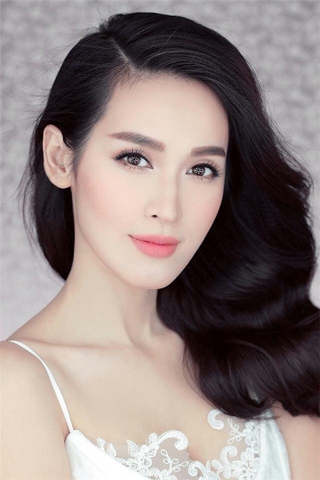 Các kiểu trang điểm cô dâu cho mùa cưới 2017 không thể bỏ qua.