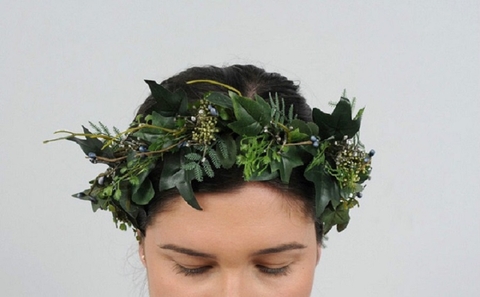 5 cách làm vòng nguyệt quế đội đầu đơn giản đẹp rạng ngời