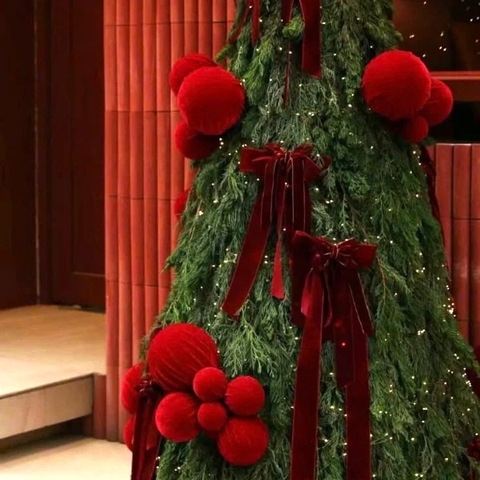 CHÂU NHUNG ĐỎ TRANG TRÍ NOEL