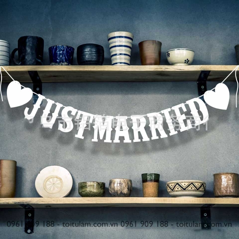 Dây chữ JUST MARRIED tim trắng