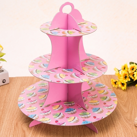 Giá để bánh sinh nhật chủ đề Cupcake