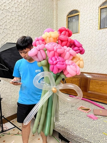 HOA BÓNG BAY NGHỆ THUẬT - Bó Hoa Hồng- QUÀ TẶNG dịp lễ