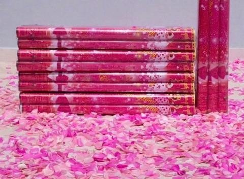 Pháo giấy hoa hồng