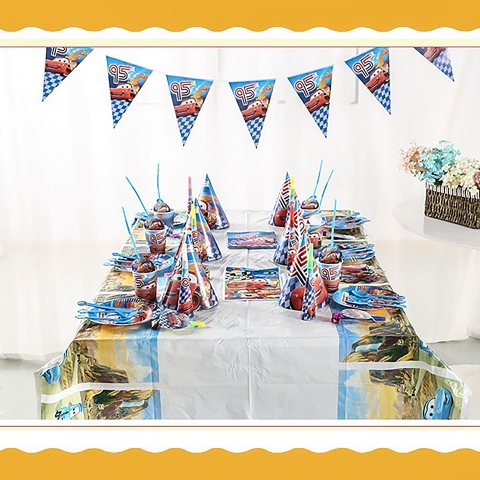 Set 14 món Oto MC Queen