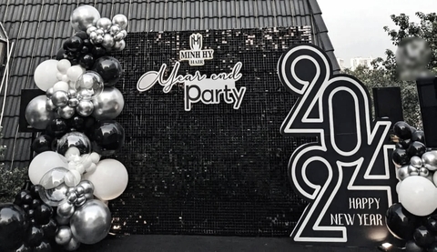 TRANG TRÍ TIỆC TẤT NIÊN NGOÀI TRỜI ĐẸP