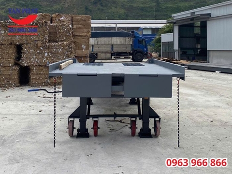 Cầu Dẫn Xe Nâng Dài 11m - Giải Pháp Bốc Xếp Hàng Tối Ưu