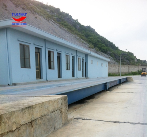 cân ô tô điện tử lắp đặt nổi Tân Phát