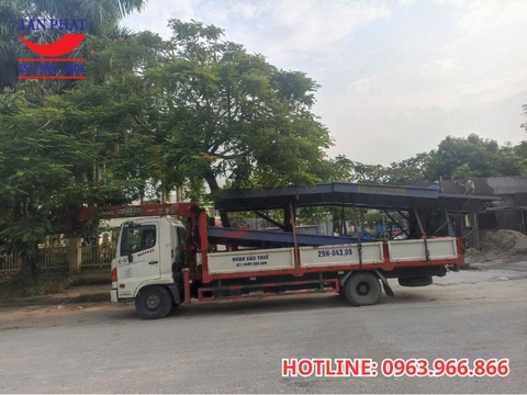 Giá Cầu Dẫn Xe Nâng Lên Container Mới Nhất