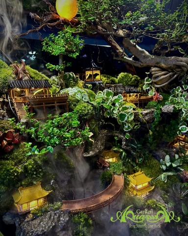 Hồ bán cạn - Trăng vàng cổ trấn