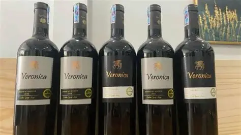 Vang ngọt Veronica Semi 750ml
